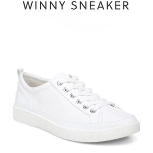 Vionic Winny Sneakers - 10